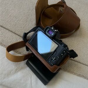 Canon. EOS M50 Mark II EF-M 15-45mm f/3.5-6.3 IS STM Lens Kit Black